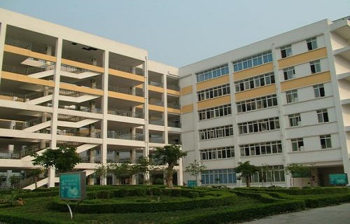 广州加利福职业技术学校