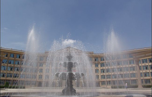 龙口市技工学校