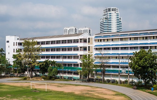 广州市旅游商务职业学校