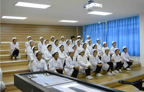 淄川卫生职业中专学校