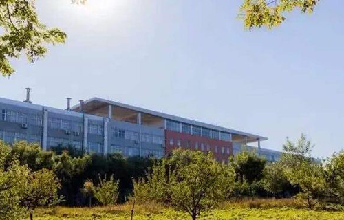 河北中西医结合学校