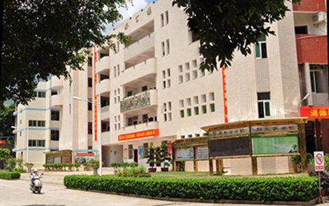 成都市建筑职业中专学校建筑装饰专业